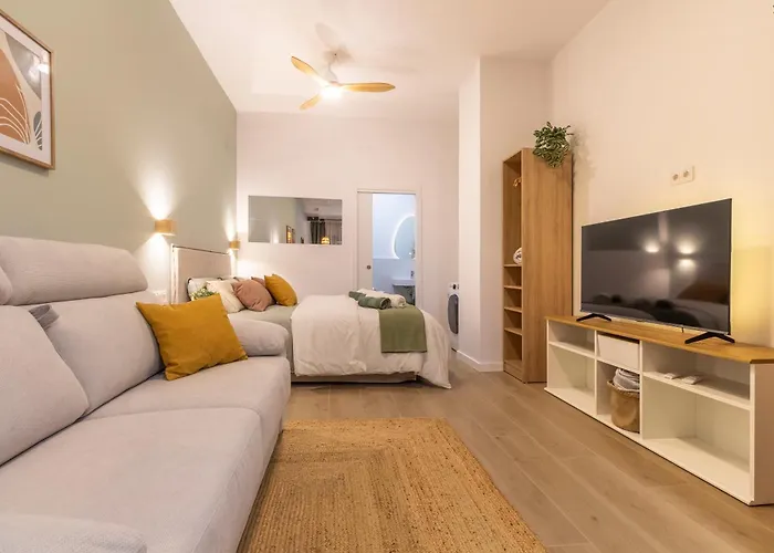 Paradise - Comodo Y Acogedor - Conectado Con Aeropuerto, Playa Y Centro 公寓 *